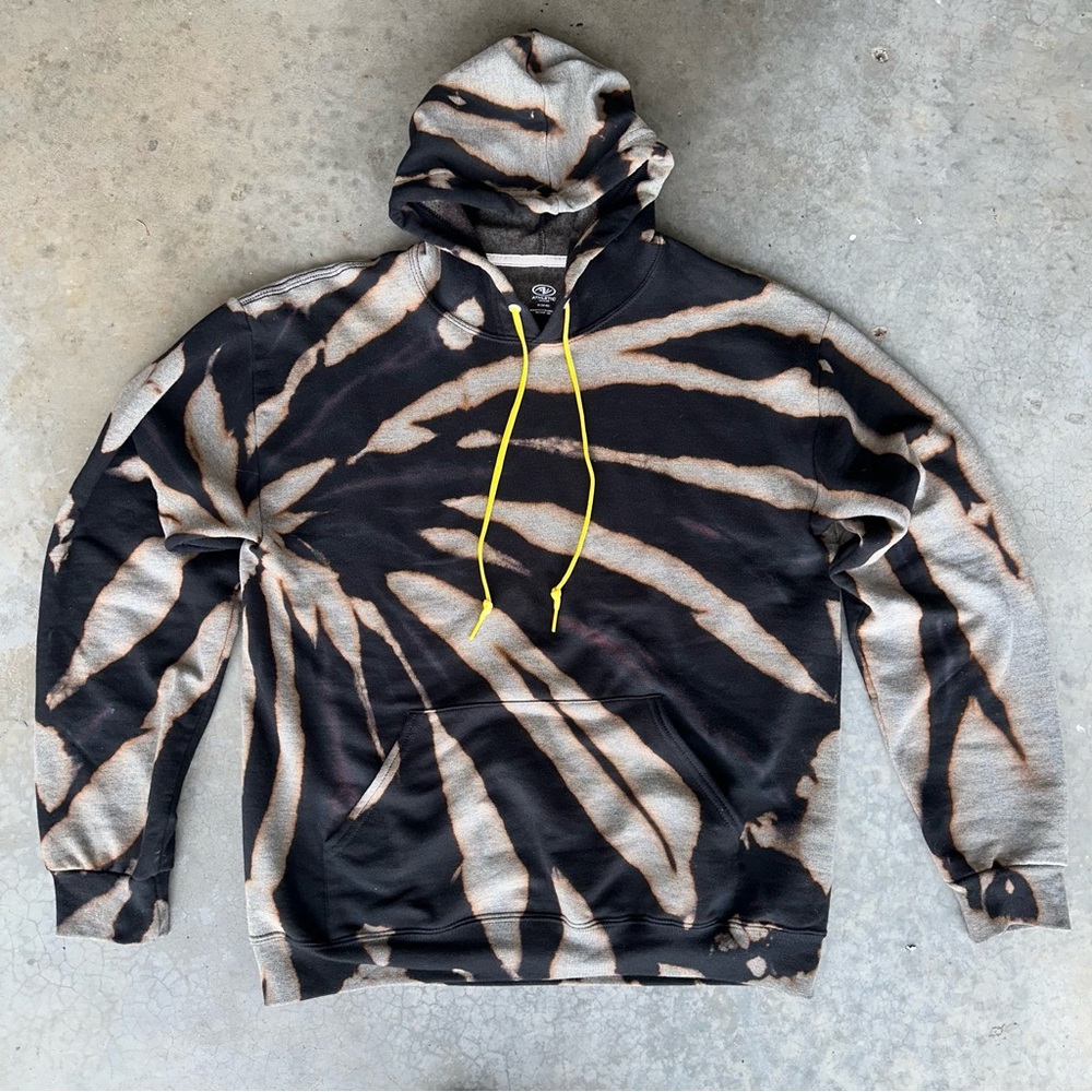 Reverse Tie Dye Sweatshirt